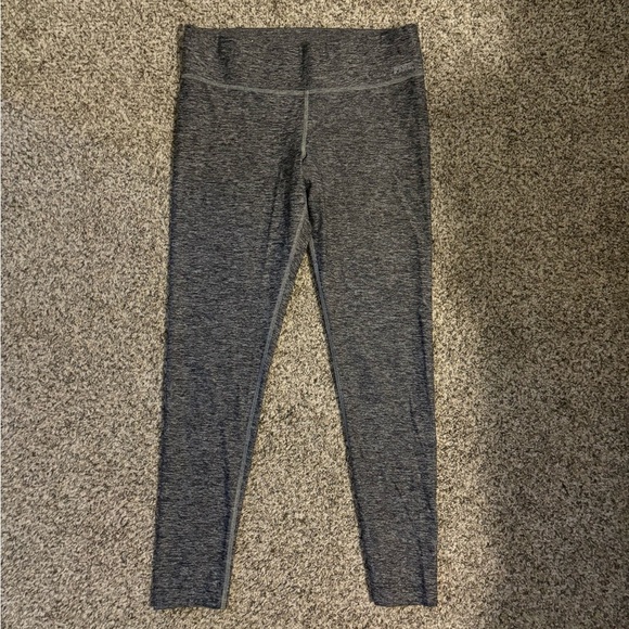 Victoria Secret’s PINK Heather Grey Leggings - Picture 2 of 5